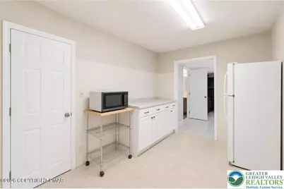 1015 Route 390, Greentown, PA 18426 - Photo 62