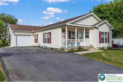 677 Biltmore Avenue, Easton, PA 18040 - Photo 2