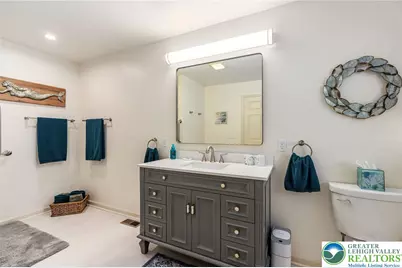 677 Biltmore Avenue, Easton, PA 18040 - Photo 36