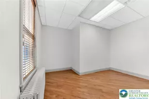 401 W Broad St, Bethlehem City, PA 18018 - Photo 8
