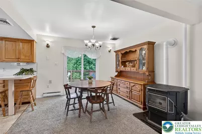 2590 31st Street SW, Salisbury Township, PA 18103 - Photo 10