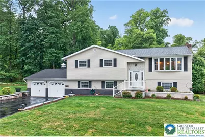 2590 31st Street SW, Salisbury Township, PA 18103 - Photo 1