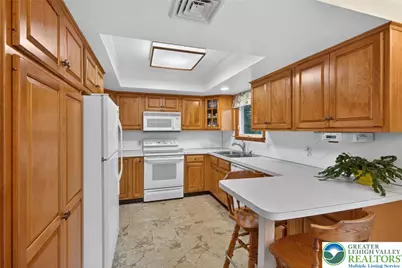 2590 31st Street SW, Salisbury Township, PA 18103 - Photo 16