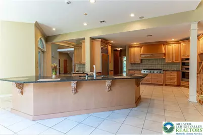 441 Hidden Lake Drive, Middle Smithfield, PA 18302 - Photo 4
