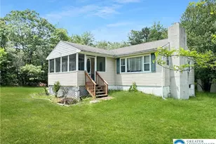 183 Island Dr, Tobyhanna Twp, PA 18334 - Photo 1