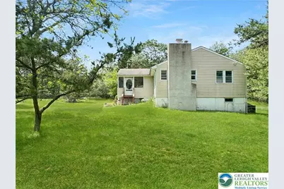183 Island Drive, Tobyhanna Twp, PA 18334 - Photo 2