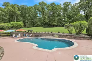 212 Hillview Cir, Berkley, PA 19533 - Photo 8