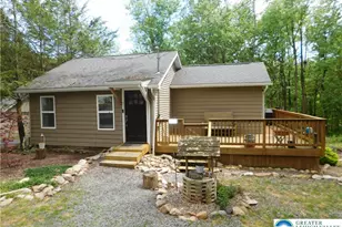 41 Reeder St, Mount Pocono Boro, PA 18344 - Photo 1