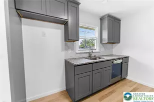 1225 Brentwood Ave, Bethlehem City, PA 18017 - Photo 8