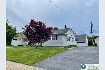 2001 Aripine Avenue, Bethlehem City, PA 18018 - Photo 2