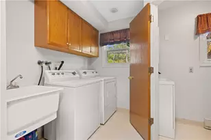 4835 Aberdene St, Upper Saucon Township, PA 18034 - Photo 32