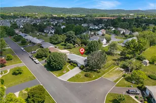 4835 Aberdene St, Upper Saucon Township, PA 18034 - Photo 4
