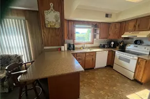 578 Graystone Dr, Lehigh Township, PA 18035 - Photo 10