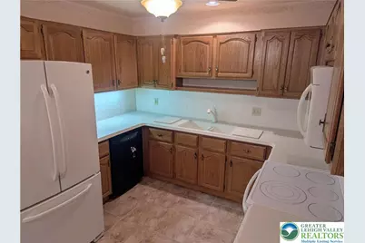 33 Woodland Est, Lebanon, PA 17042 - Photo 10