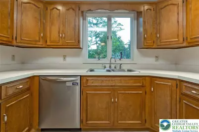 3824 E View Drive, North Whitehall Township, PA 18069 - Photo 18