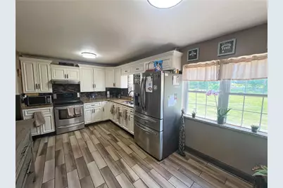1345 W Macada Road, Hanover Twp, PA 18017 - Photo 4