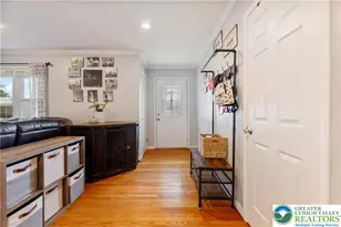 1822 Elmwood Dr, Whitehall Township, PA 18052 - Photo 6