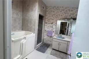 3946 Walbert Ave, South Whitehall Township, PA 18104 - Photo 18