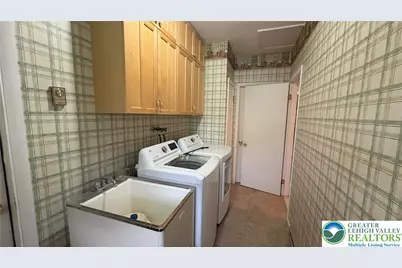 3946 Walbert Avenue, South Whitehall Township, PA 18104 - Photo 12