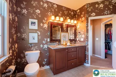 290 Inverness Circle, Williams Township, PA 18042 - Photo 16