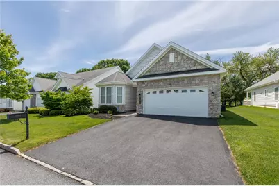 1011 Resolution Drive, Bethlehem City, PA 18017 - Photo 4