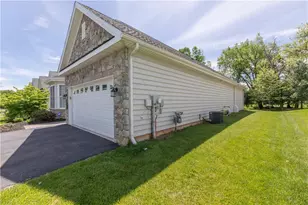 1011 Resolution Dr, Bethlehem City, PA 18017 - Photo 6