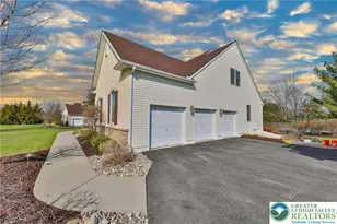 4544 Oakwood Ln, Lower Nazareth Twp, PA 18064 - Photo 2