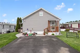 5250 Brunswick Ln, Macungie Boro, PA 18062 - Photo 2