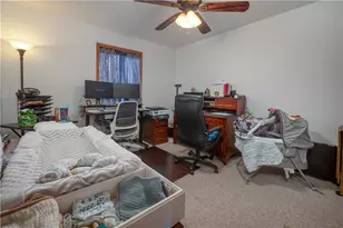 5250 Brunswick Ln, Macungie Boro, PA 18062 - Photo 16