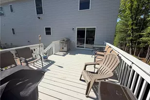 135 Tannenbaum Way, Pocono Twp, PA 18332 - Photo 4