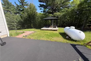 135 Tannenbaum Way, Pocono Twp, PA 18332 - Photo 36