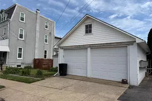 3531 Hawthorne St, Laureldale Borough, PA 19605 - Photo 2