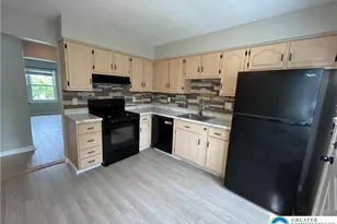 226 Vista Dr, Easton, PA 18042 - Photo 2