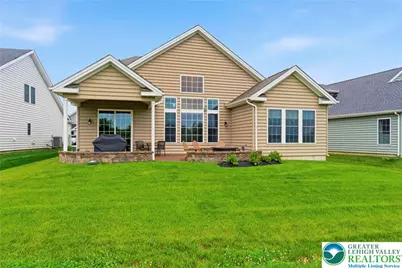 5537 Traditions Drive, Upper Saucon Township, PA 18036 - Photo 6