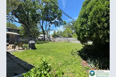 2235 W Livingston Street W, Allentown City, PA 18104 - Photo 28