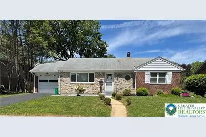 2235 W Livingston Street W, Allentown City, PA 18104 - Photo 2