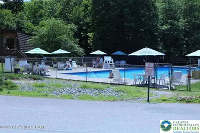 359 Tink Wig, Hawley, PA 18428 - Photo 2