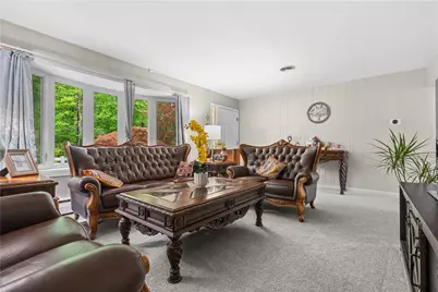 5547 Roosevelt Street, Whitehall Township, PA 18052 - Photo 12