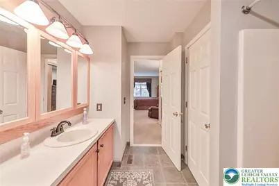 300 Park Ridge Drive, Easton, PA 18040 - Photo 18