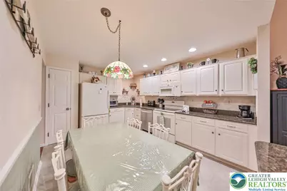 300 Park Ridge Drive, Easton, PA 18040 - Photo 8