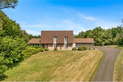 5796 Beverly Hills Road, Upper Saucon Township, PA 18036 - Photo 2