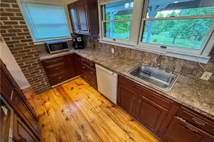 615 Twin Flower Cir, Towamensing Twp, PA 18058 - Photo 8