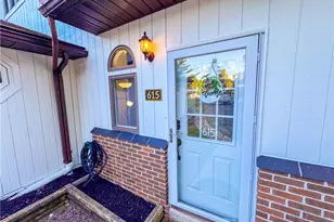 615 Twin Flower Cir, Towamensing Twp, PA 18058 - Photo 2