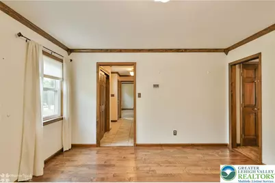 4074 Old Sentry Road, South Whitehall Township, PA 18104 - Photo 32