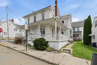 202 S Schanck Avenue, Pen Argyl Boro, PA 18072 - Photo 2