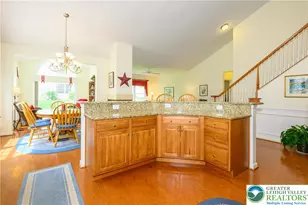 6515 Betsy Ross Cir, Bethlehem City, PA 18017 - Photo 4