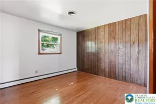 2224 Sunset Ln, Fountain Hill Boro, PA 18015 - Photo 18