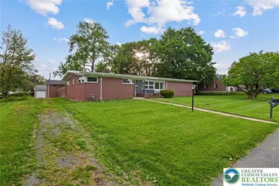 30 N 37th Street, South Whitehall Township, PA 18104 - Photo 4