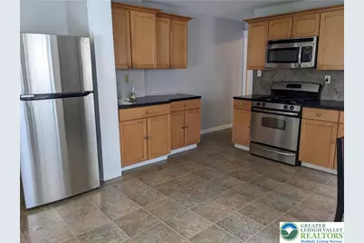 2434 Birch Street, Wilson Boro, PA 18042 - Photo 6