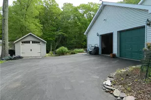 328 Pin Oak Rd, Jackson Twp, PA 18360 - Photo 2